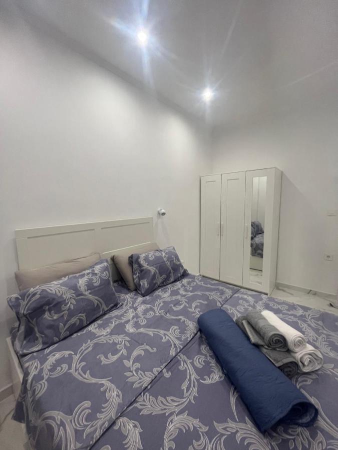 White Apartment Athens Exterior photo