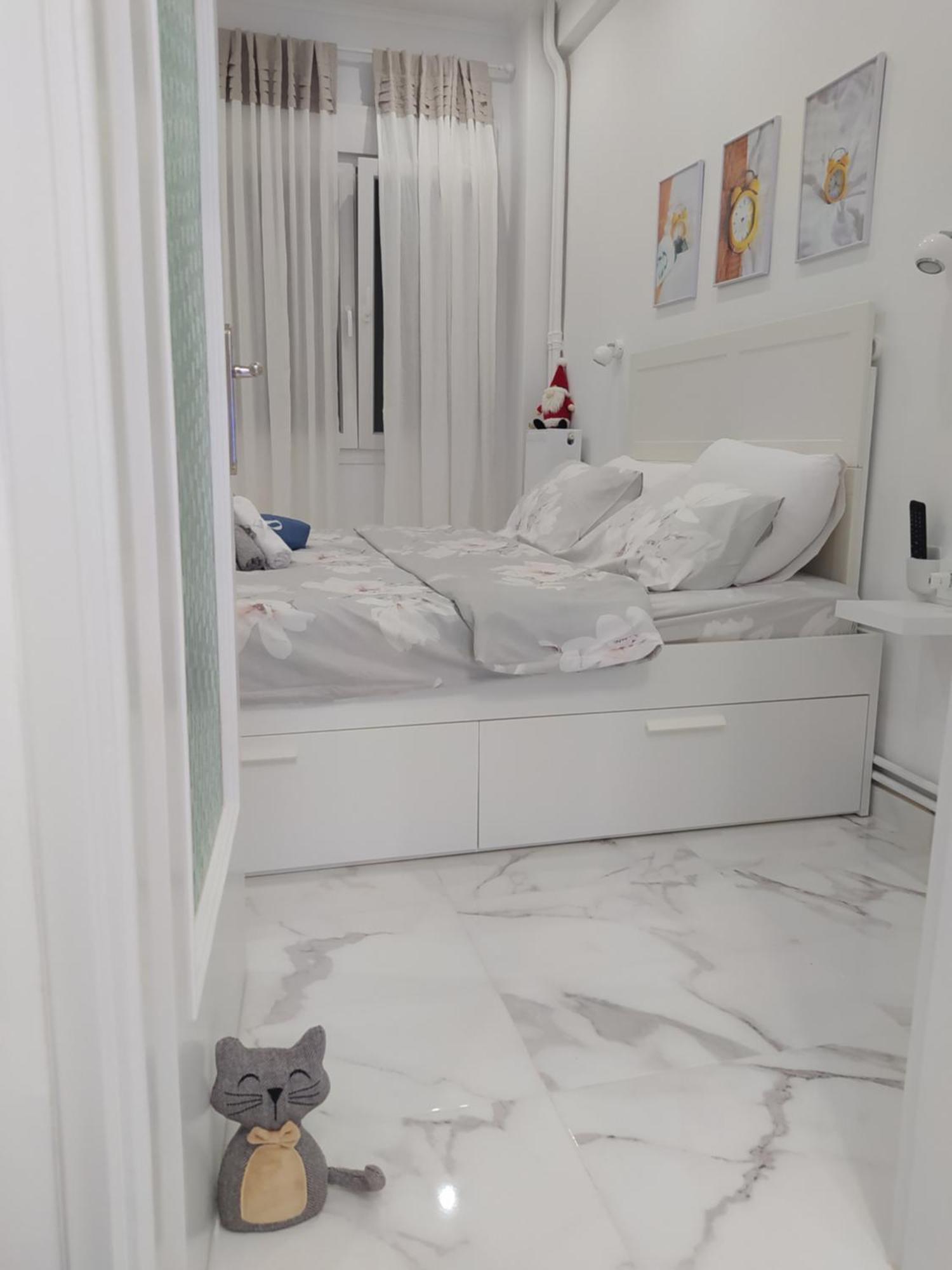 White Apartment Athens Exterior photo
